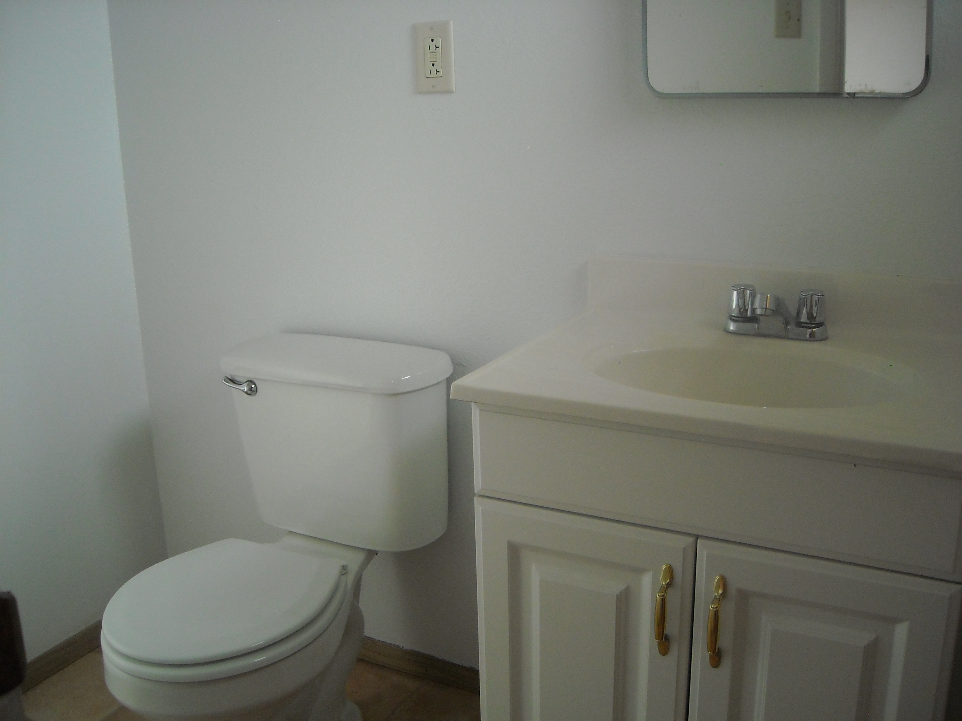 911 McKay Court Wallace Realty Corp.